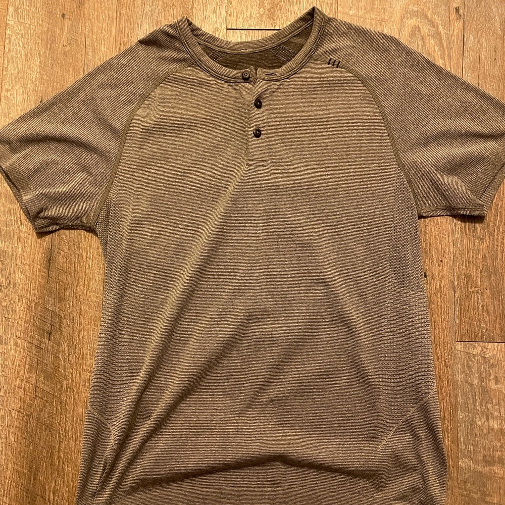 Lulu Lemon Shirt - size medium